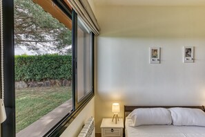 3 bedrooms, free WiFi, bed sheets - Holiday Home 'Josi' with Shared Pool, Private Terrace and Wi-Fi (Navata)