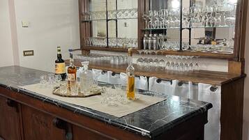 Bar (in der Unterkunft)