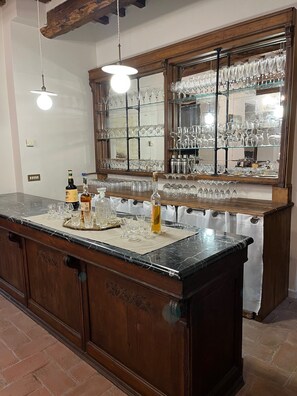 Bar (on property) - Farmhouse "Parulia Country House - Selene" with Shared Pool, Private Terrace & Wi-Fi (Molin Nuovo)