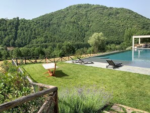 Pool - Farmhouse "Parulia Country House - Gea" with Shared Pool, Shared Terrace & Wi-Fi (Molin Nuovo)
