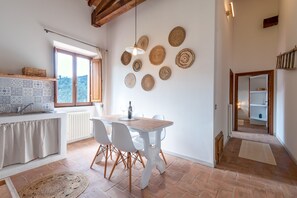 Dining - Farmhouse "Parulia Country House - Gea" with Shared Pool, Shared Terrace & Wi-Fi (Molin Nuovo)
