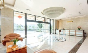 Lobby - Xuangui Hotel (Guiding)