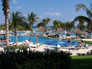 Outdoor pool, a heated pool