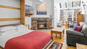 1 slaapkamer, een bureau, een strijkplank/strijkijzer, gratis wifi