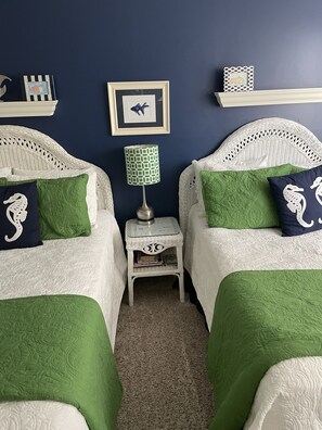 2 bedrooms, iron/ironing board, free WiFi