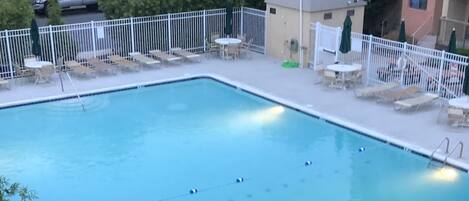 Piscine extérieure