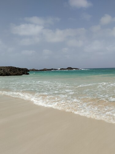 Comfortable and spacious apartment with ocean views of Cabral beach