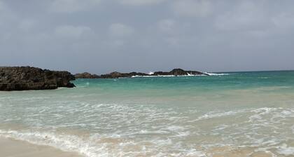 Comfortable and spacious apartment with ocean views of Cabral beach