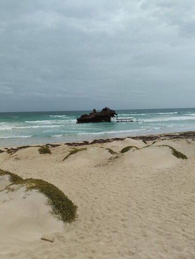 Comfortable and spacious apartment with ocean views of Cabral beach