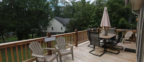 屋外ダイニングエリア