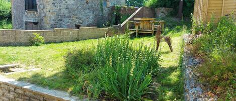 Cottage, Multiple Beds | Property grounds