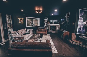 Smart TV, fireplace, DVD player