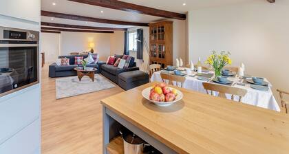 3 bedroom accommodation in Preston, near Canterbury