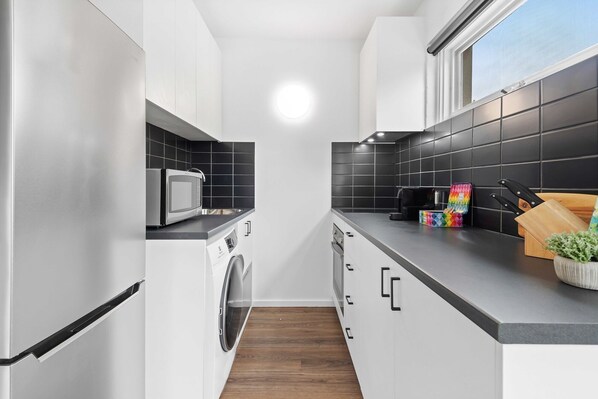 Fridge, microwave, oven, stovetop