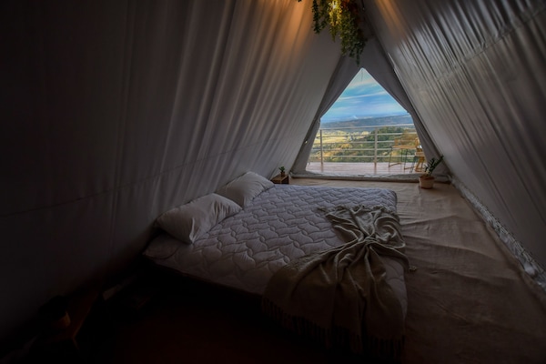 Deluxe Tent | Free WiFi
