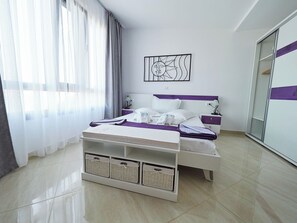 2 soverom, strykejern/-brett, wi-fi (inkludert) og sengetøy