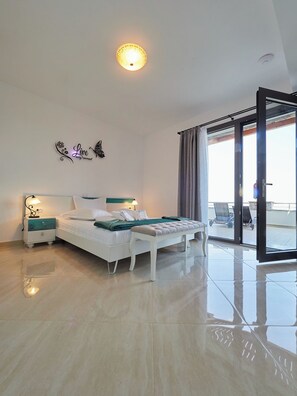 4 bedrooms