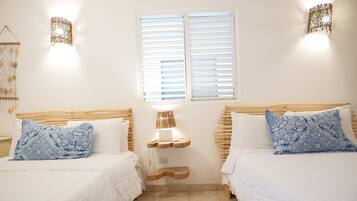 3 bedrooms, in-room safe, desk, iron/ironing board