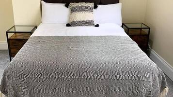House | 2 bedrooms, free WiFi, bed sheets