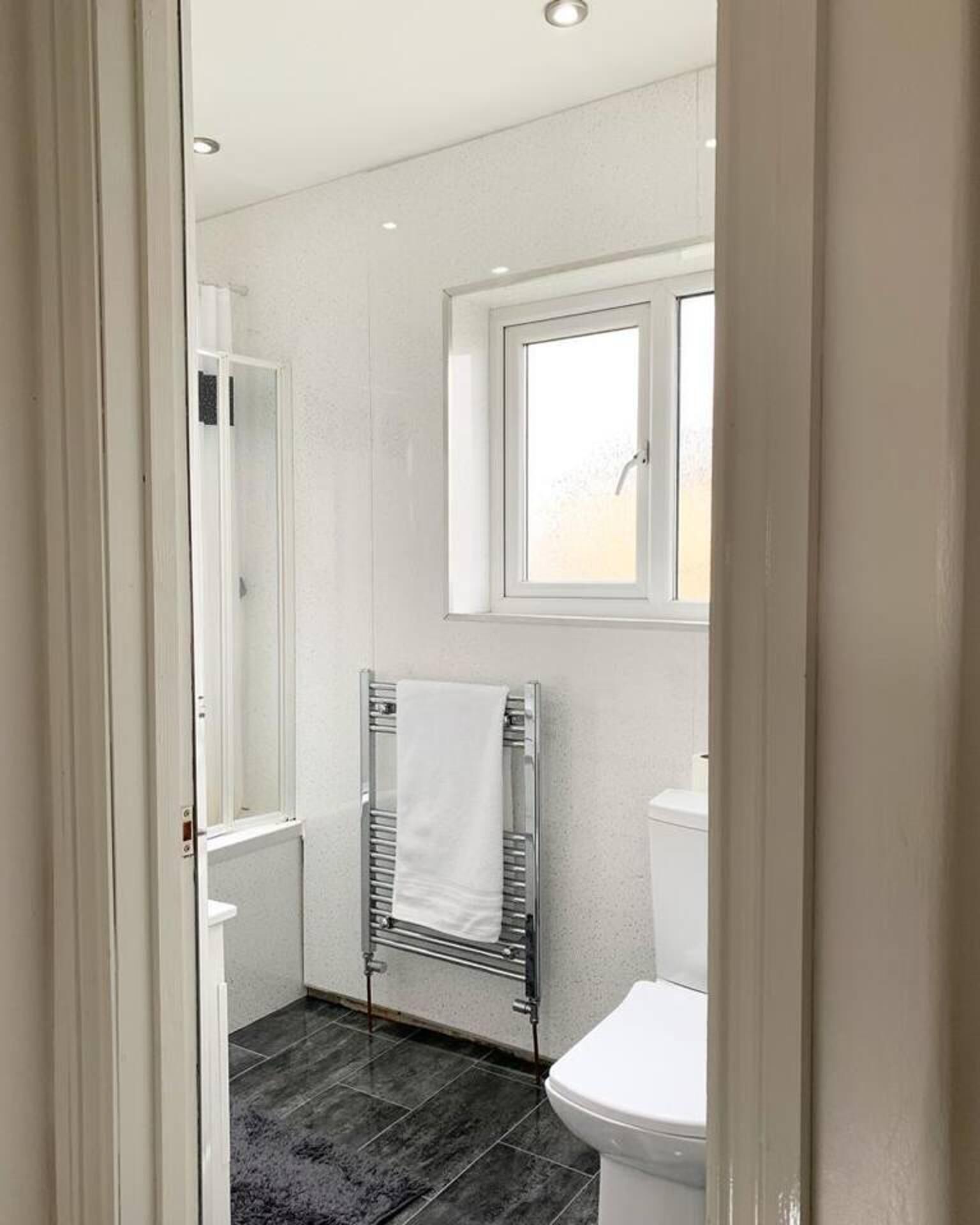 House | Bathroom