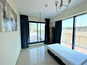 2 bedrooms, iron/ironing board, bed sheets - Incredible Living With Beachfront in Rack (Ras Al Khaimah)