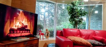 Fenced 2 House Complex 5 Bedrooms 7 beds Pool Saun