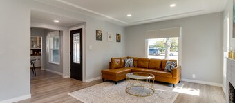 San Fernando Pool home + Large Private Guest House