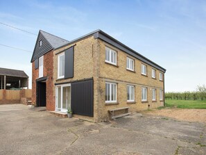 Exterior - 2 bedroom accommodation in Preston, near Canterbury (Preston, near Canterbury)