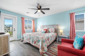 6 bedrooms, free WiFi, bed sheets