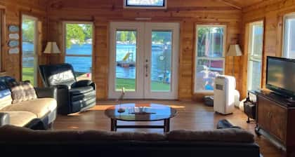 Winter Getaway/IceFishers(shanty,auger,included)