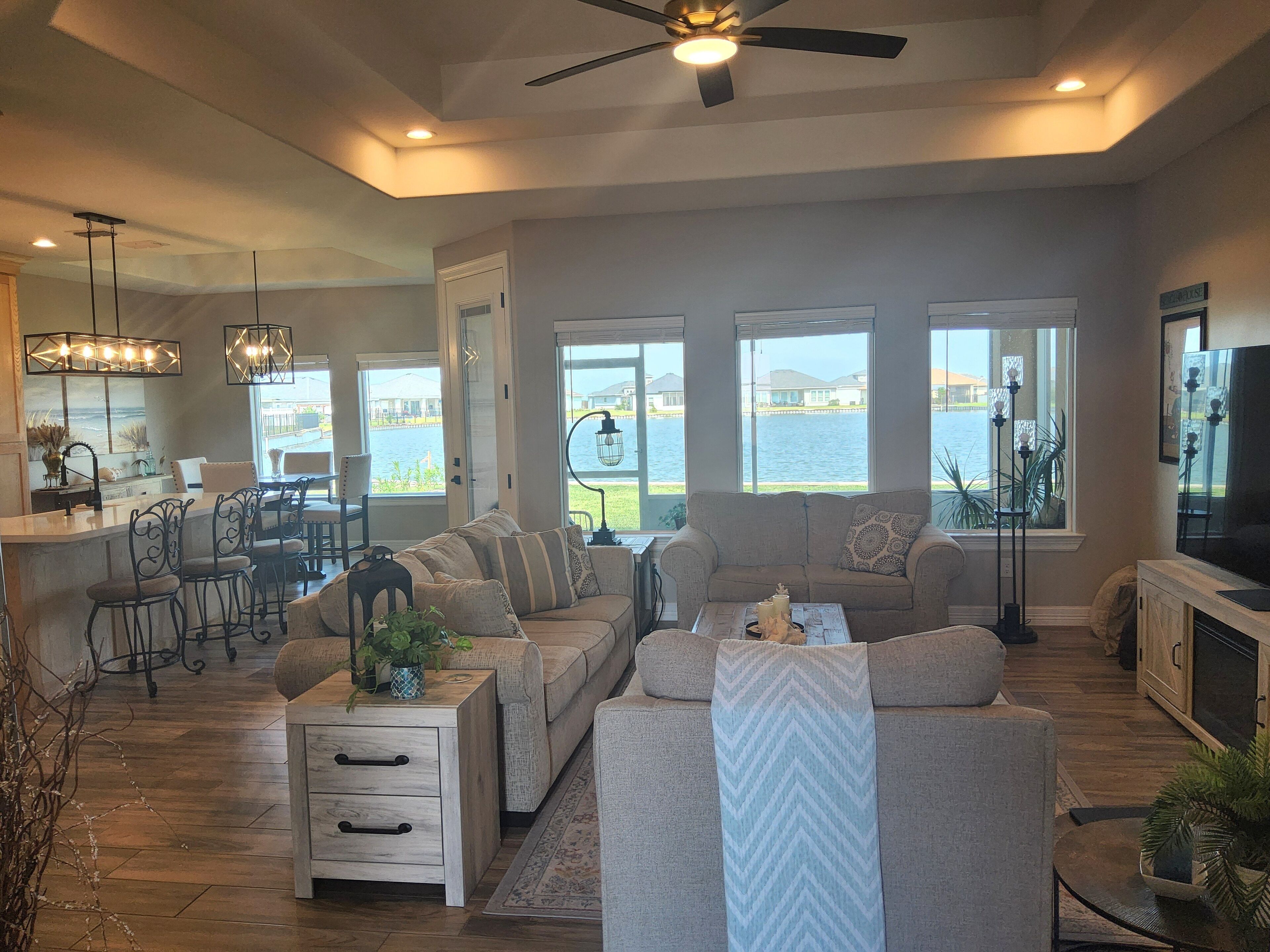 Smart TV, DVD player, books, video library