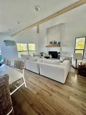 Smart-TV og DVD-spiller