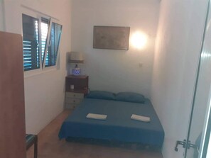 2 bedrooms, Internet, bed sheets - Apartments Kamaki - Two Bedroom Apartment with Balcony and Sea View (Gradac)