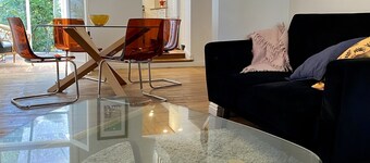 3 bed, 2 x storey 1867 Original Glebe terrace on Sydney Uni’s Doorstep