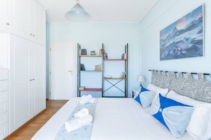 3 slaapkamers, een bureau, geluiddichte muren