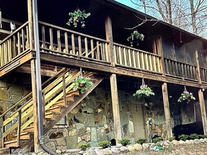 Exterior detail - Bruno's Mountain Cave by RedAwning (Sevierville)