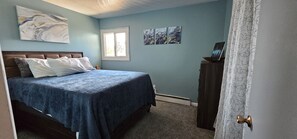 3 bedrooms, free WiFi, bed sheets