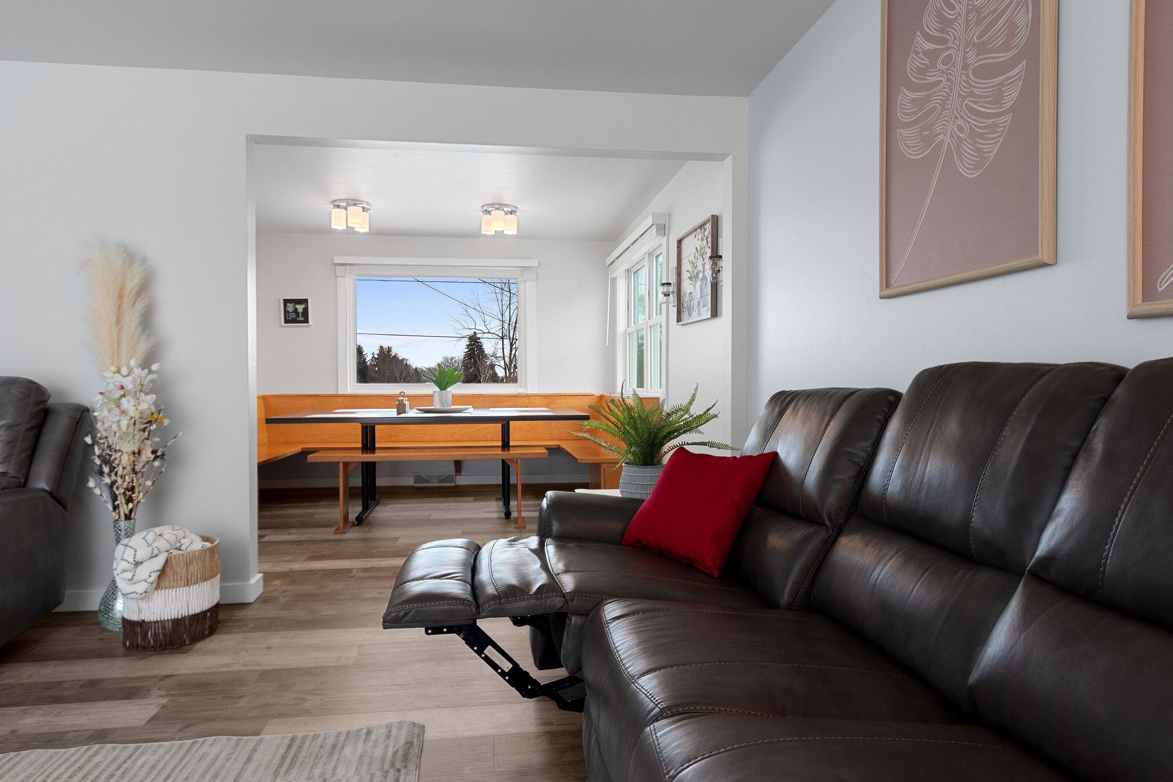 Very Spacious, Clean And Tastefully Remodeled Home - 霍巴特