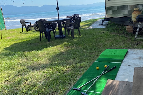Mini-golf