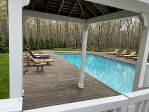 Outdoor pool, a heated pool - Beautiful Family Home in Wainscott - 5min to Beach (Wainscott)