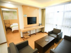 Living area - Greentree Inn Jiujiang Development Zone Changjiang Avenue (Jiujiang)
