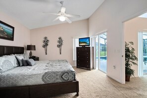 4 bedrooms, iron/ironing board, WiFi, bed sheets