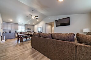 تلفزيون ذكي