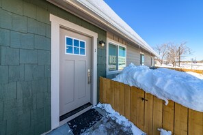 Exterior detail - NEW Walking distance to downtown Williams, Polar Express and other attractions (Williams)