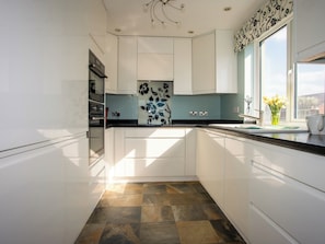 Dishwasher, high chair