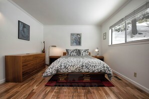 3 chambres, fer et planche à repasser, lit parapluie, Wi-Fi gratuit