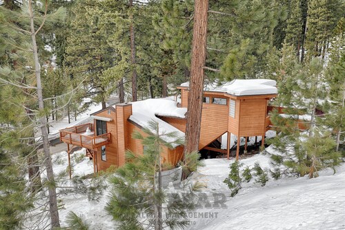 Beautiful Mountain Home with AC! (805JE)