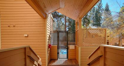 Condo at the popular McCloud complex (MC255)