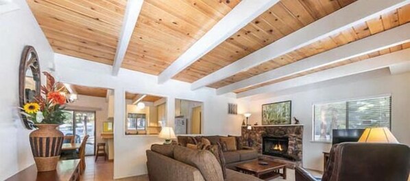 TV, fireplace - Beautiful Golf Course Views! (PE865-4) (Incline Village)