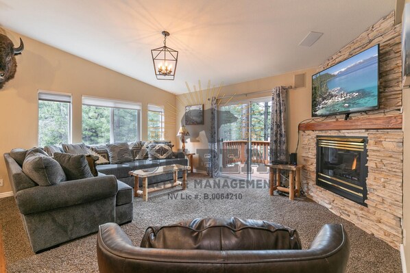 TV, fireplace, streaming services